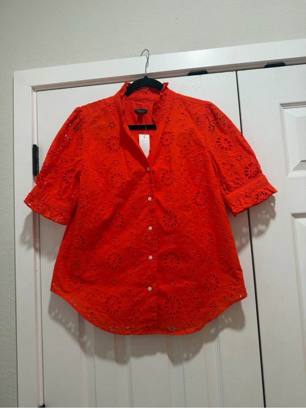 NWT Ann Taylor Red Eyelet Button-Up Blouse Size Small